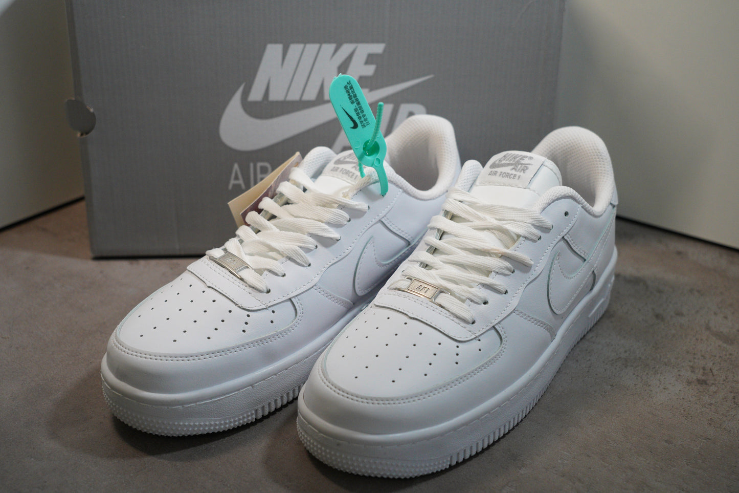 Nike Air Force 1 White