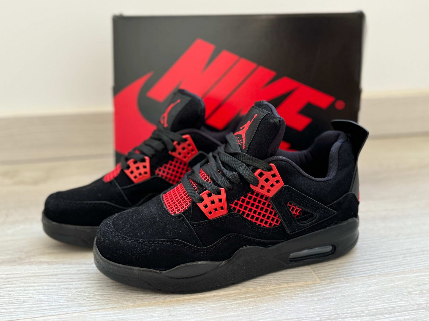 Jordan 4 Red Thunder