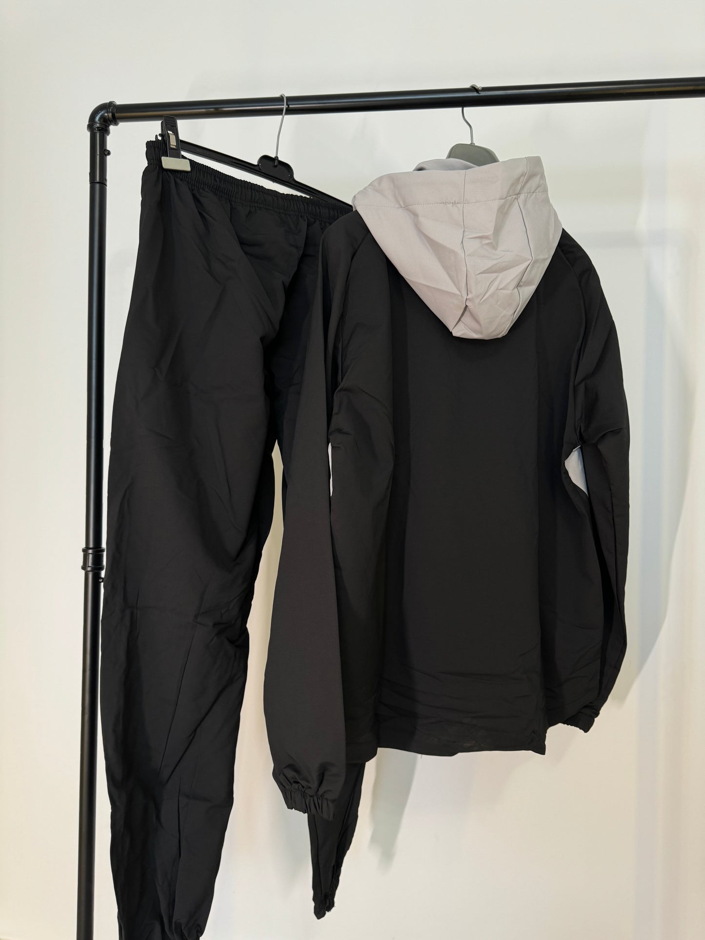 Trening Nike FAS - Negru/Alb