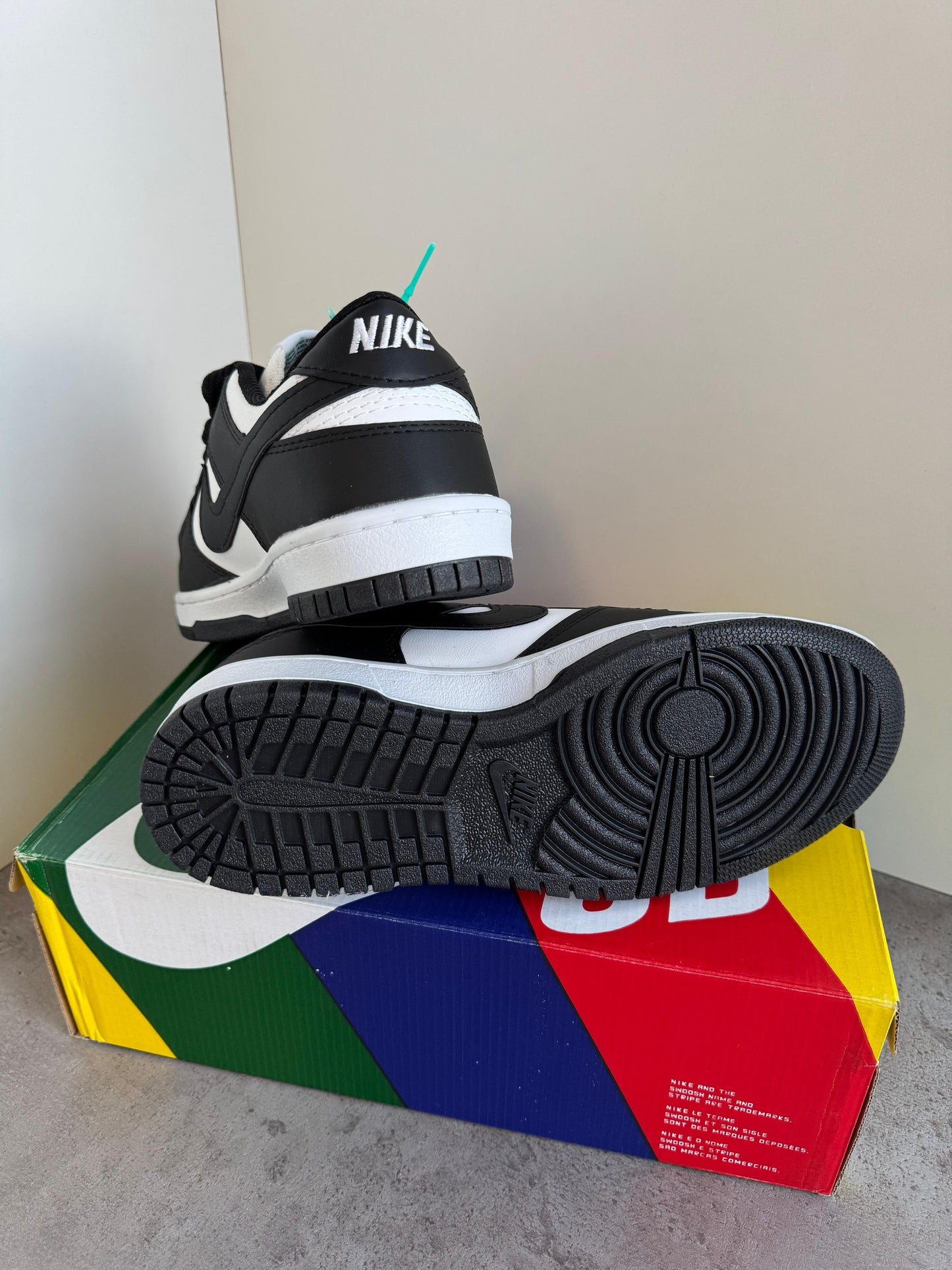 Nike Dunk Negru-Alb