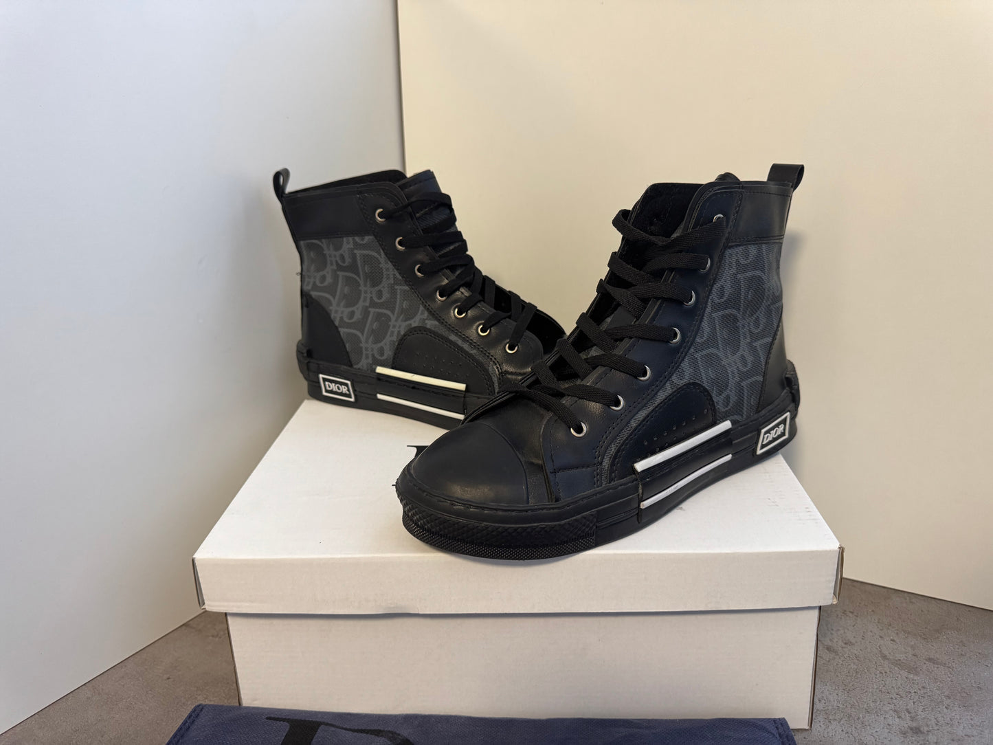 DIOR B23 Oblique Black