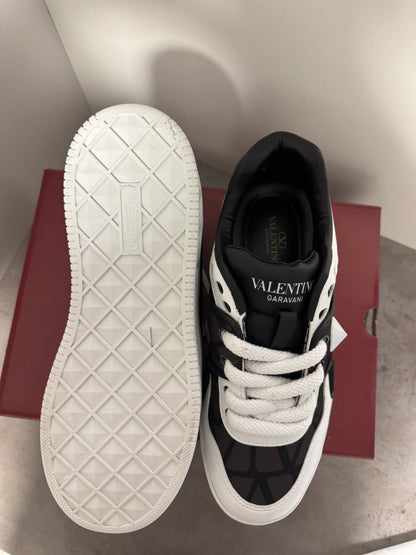 Valentino Garavanni Alb-Negru