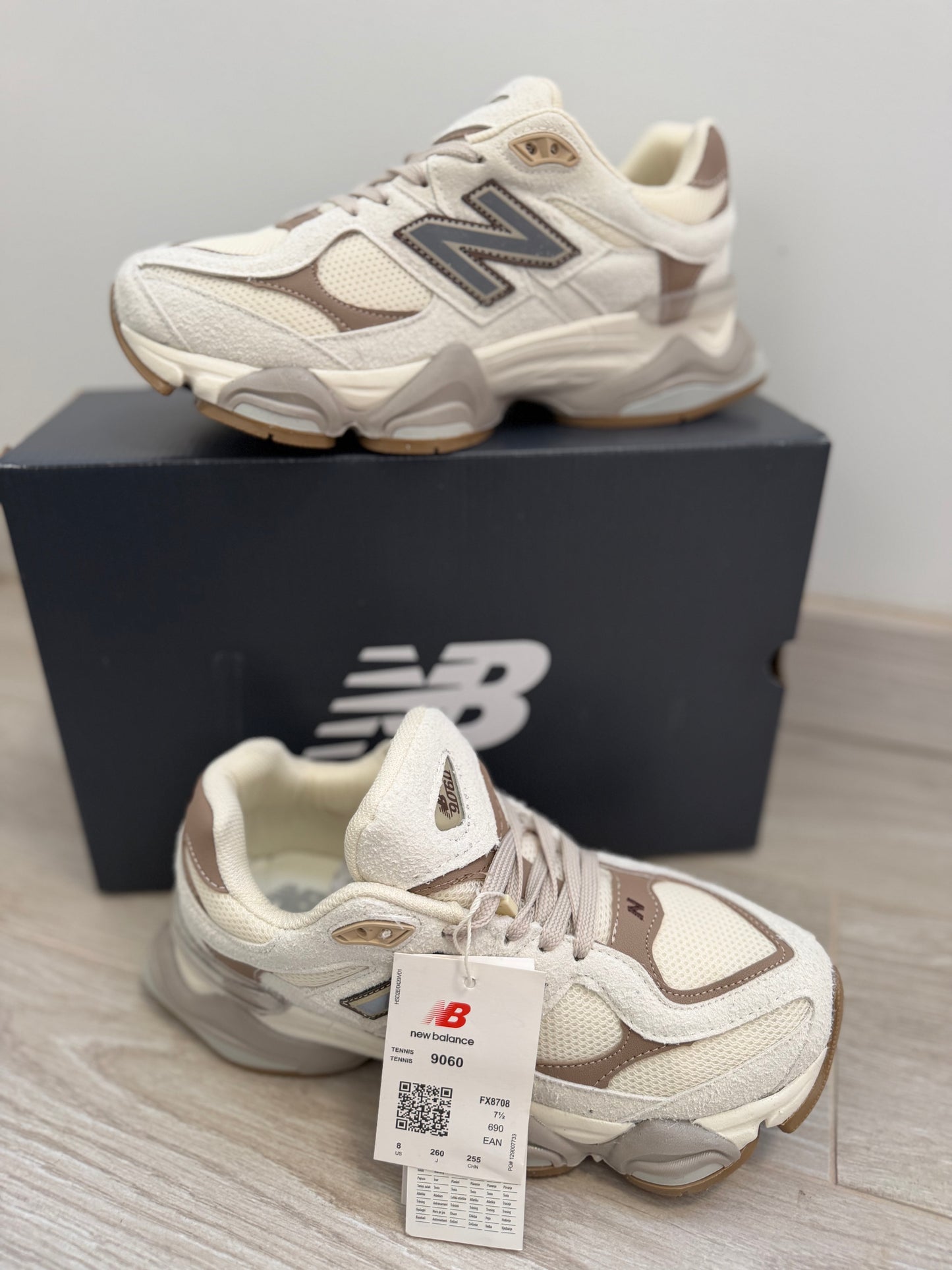 NEW BALANCE 9060 Sneaker - Bej