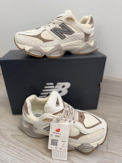 NEW BALANCE 9060 Sneaker - Bej