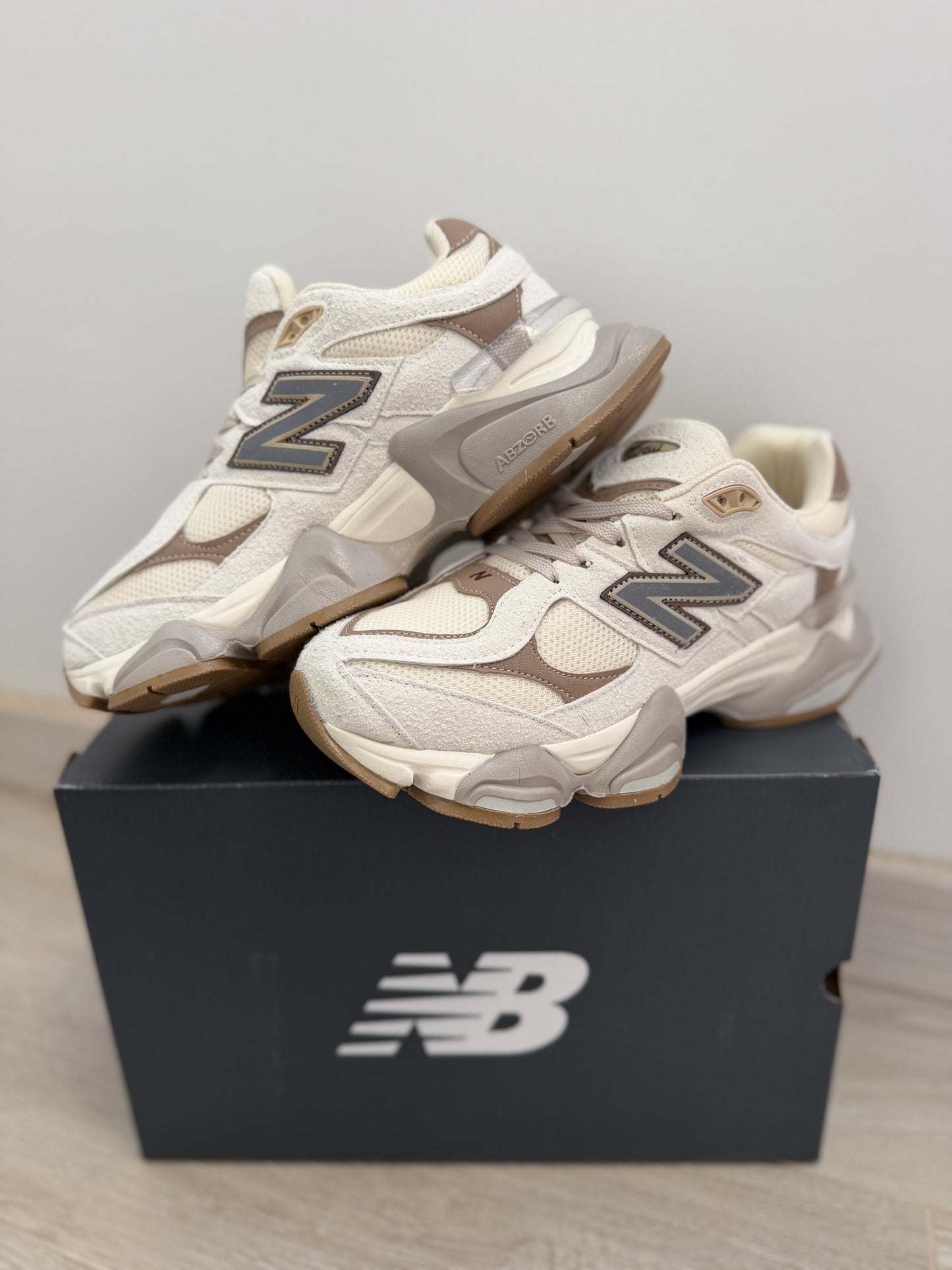 NEW BALANCE 9060 Sneaker - Bej