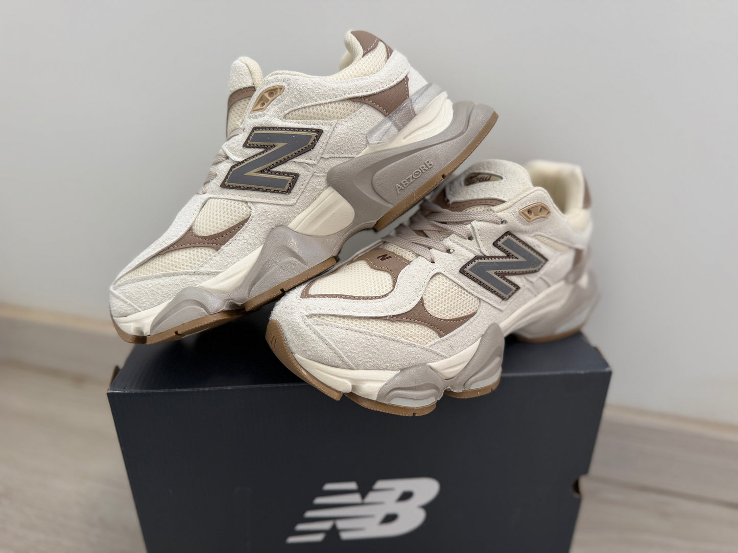NEW BALANCE 9060 Sneaker - Bej
