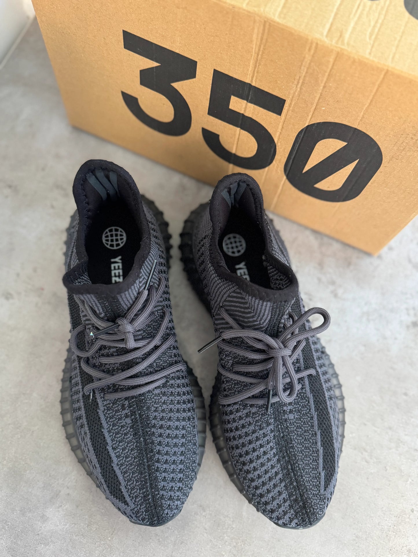 Yeezy Boost 350 Black