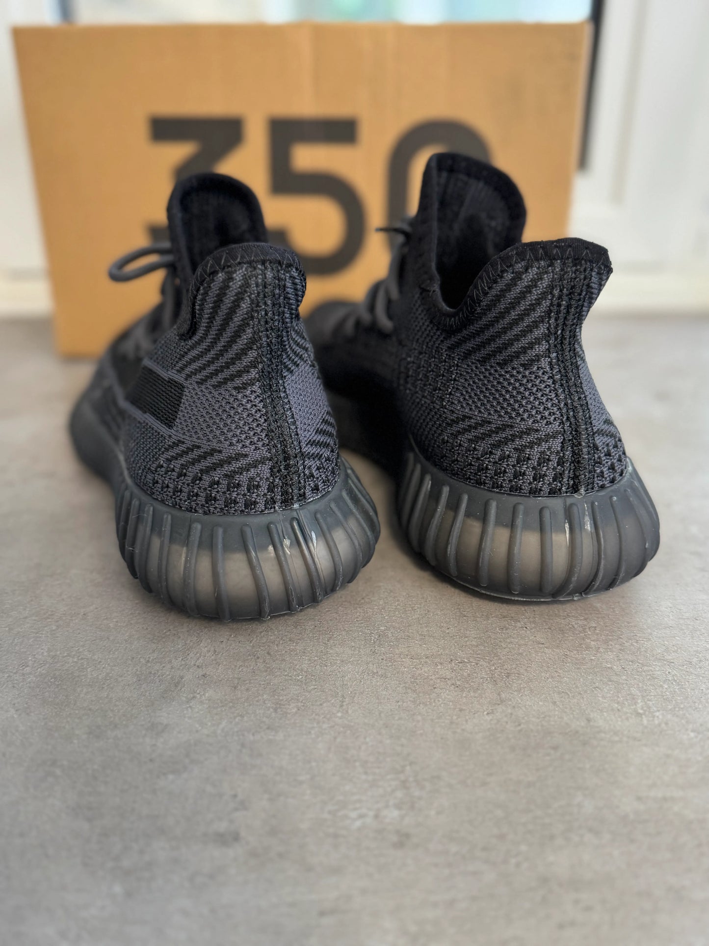 Yeezy Boost 350 Black