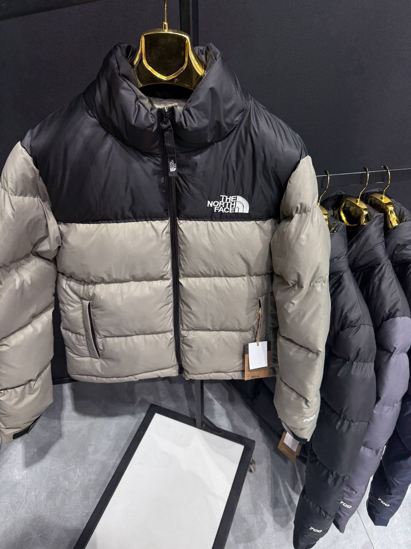Geaca The North Face 700