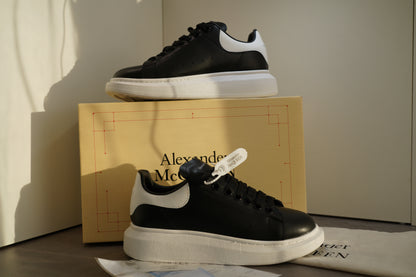 Adidasi Alexander McQueen Negru-Alb - FULLBOX