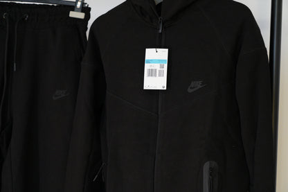 Trening Nike Tech Fleece 2025 - Negru